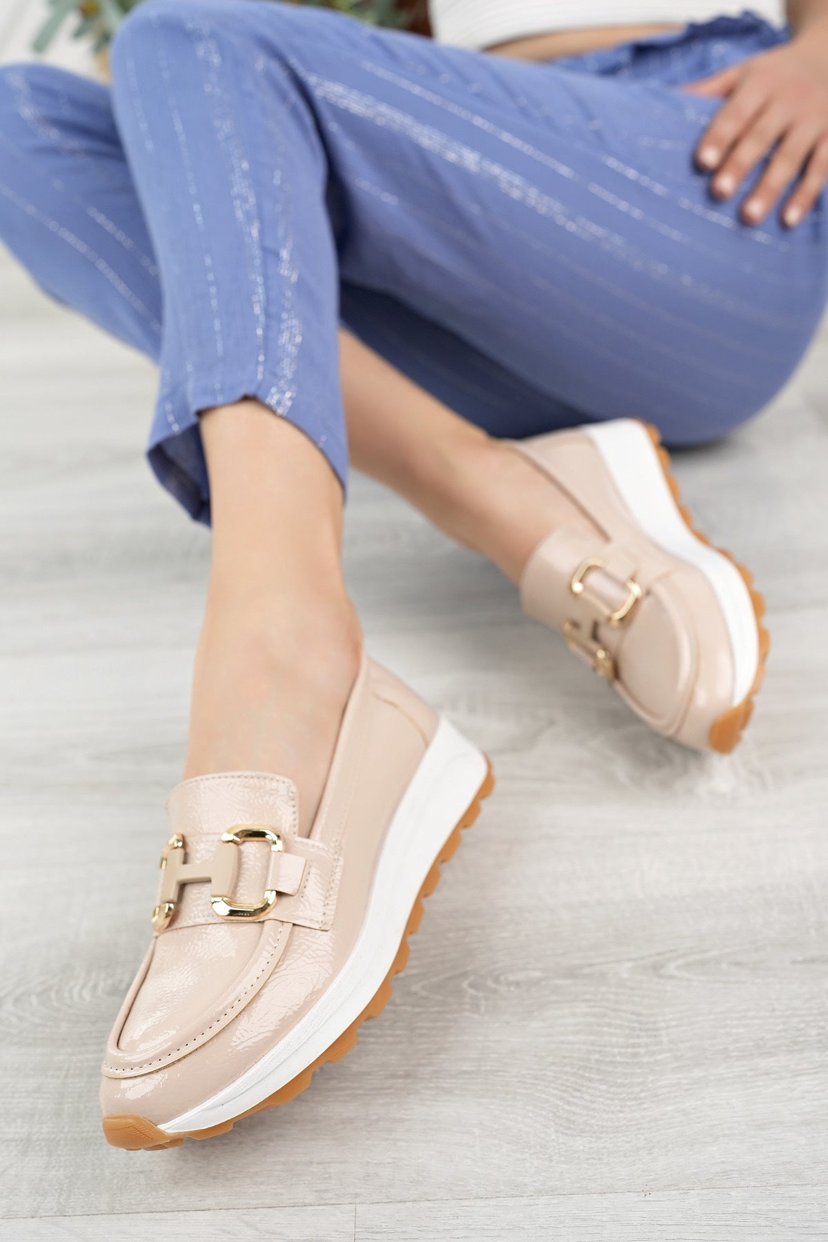 Alexa Kadın Rugan Deri Tokalı Casual Ayakkabı Ürün ana görseli