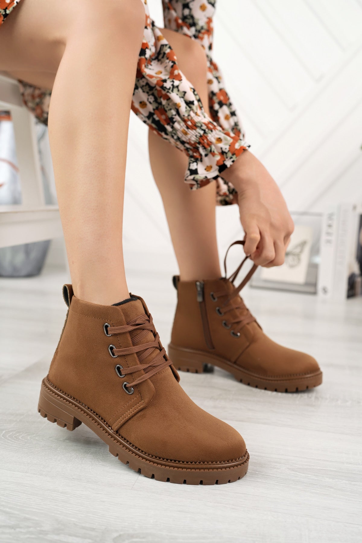 Emma Kadın Bot Fermuarlı Süet Deri Kısa Bot Ürün ikincil görseli