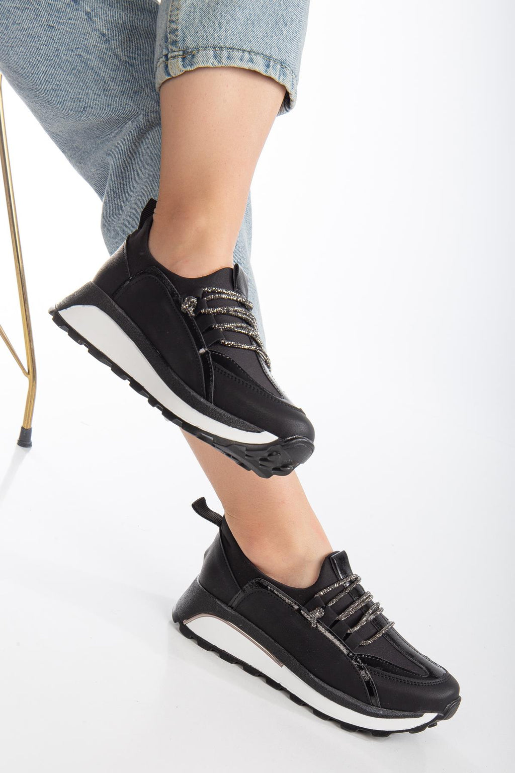 Verica Kadın Spor Ayakkabı Sneaker Lastik Detaylı Taşlı