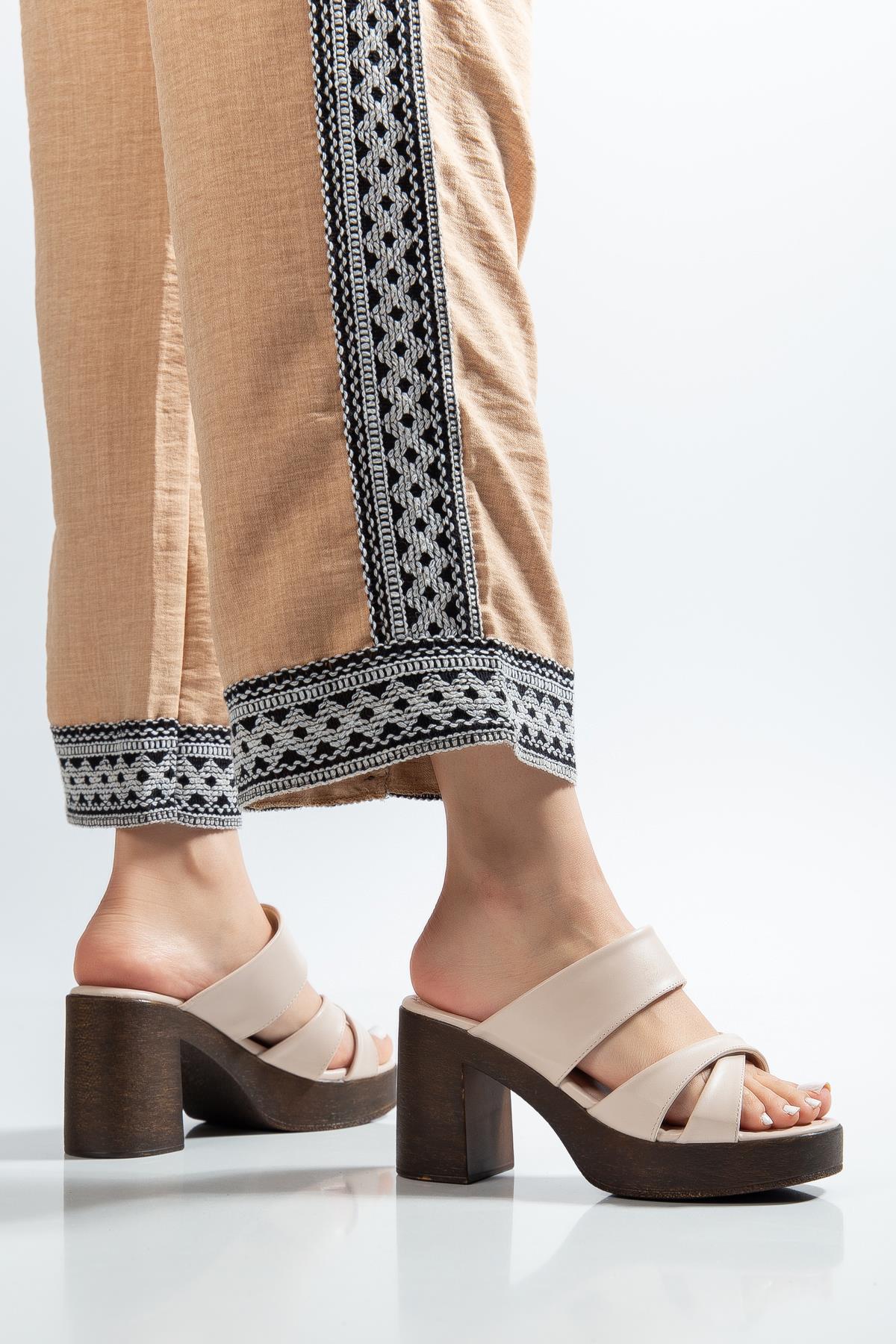 Suins Aksy Model Platform Topuklu Terlik
