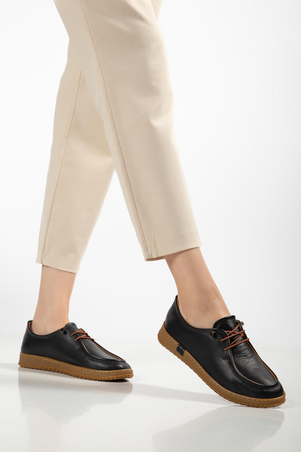 Suins Arlina Model Hakiki Deri Yumuşak Kadın Günlük Spor Ayakkabı Sneaker