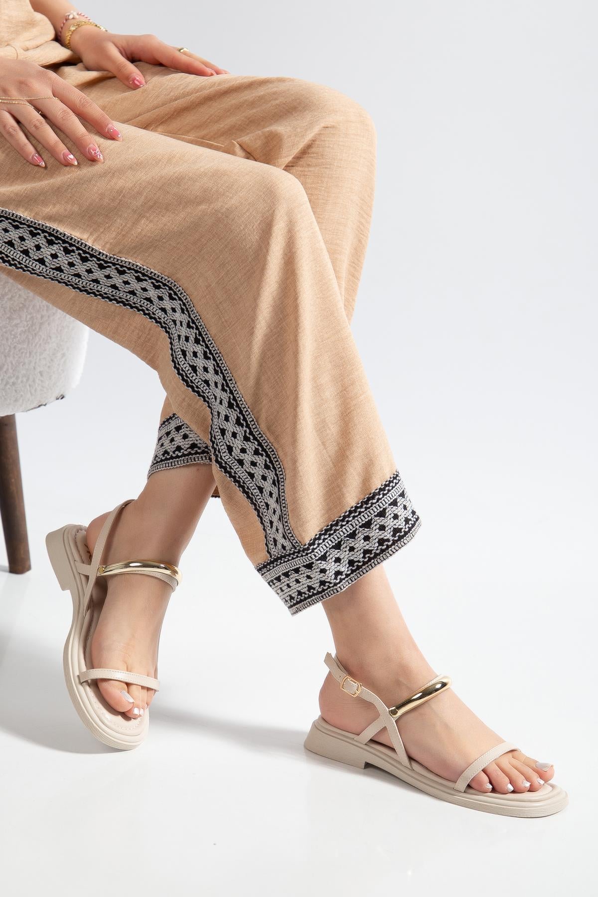 Suins Belove Model Tek Bantlı Kadın Sandalet