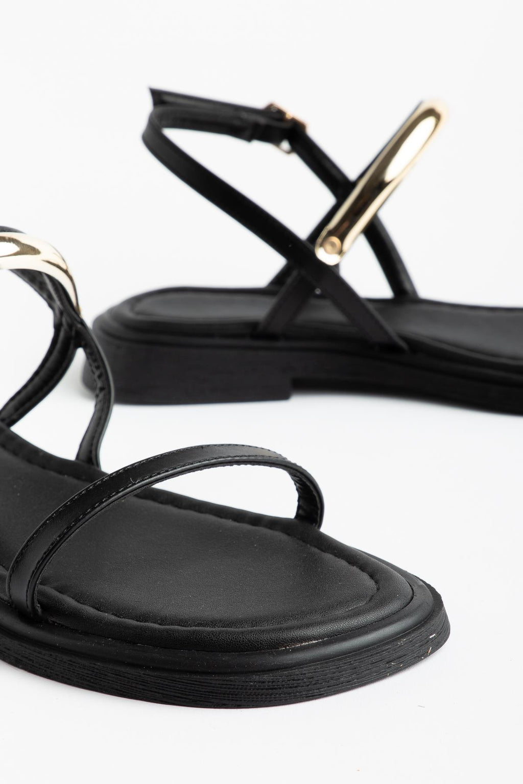 Suins Belove Model Tek Bantlı Kadın Sandalet