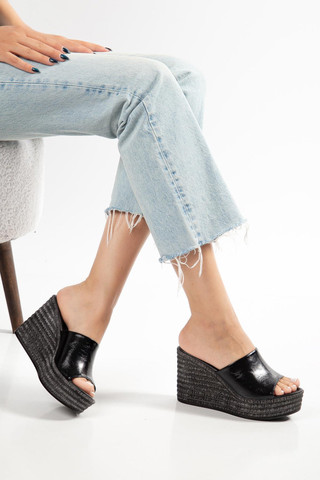 Suins Bloome Model Hasır Desenli Dolgu Topuk Kadın Terlik