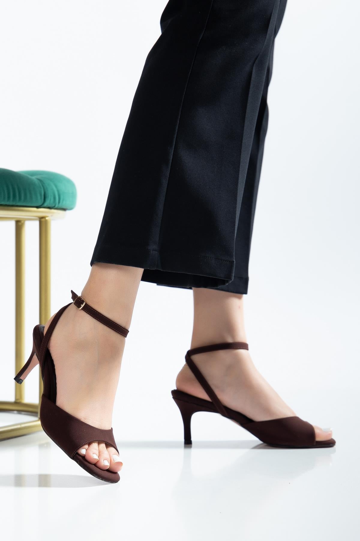 Suins Carmel Model Kadın Bilekten Bağlamalı Stiletto Ayakkabı