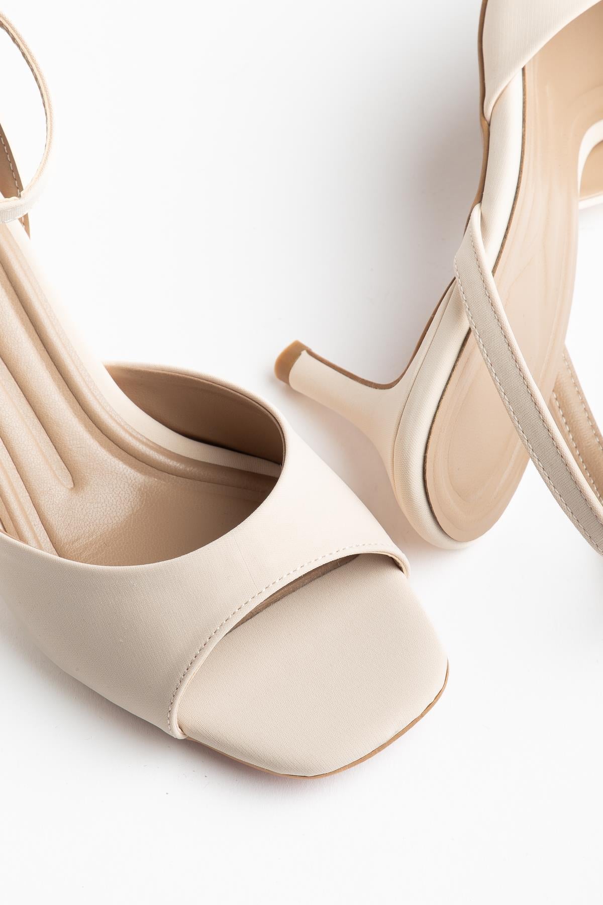 Suins Carmel Model Kadın Bilekten Bağlamalı Stiletto Ayakkabı