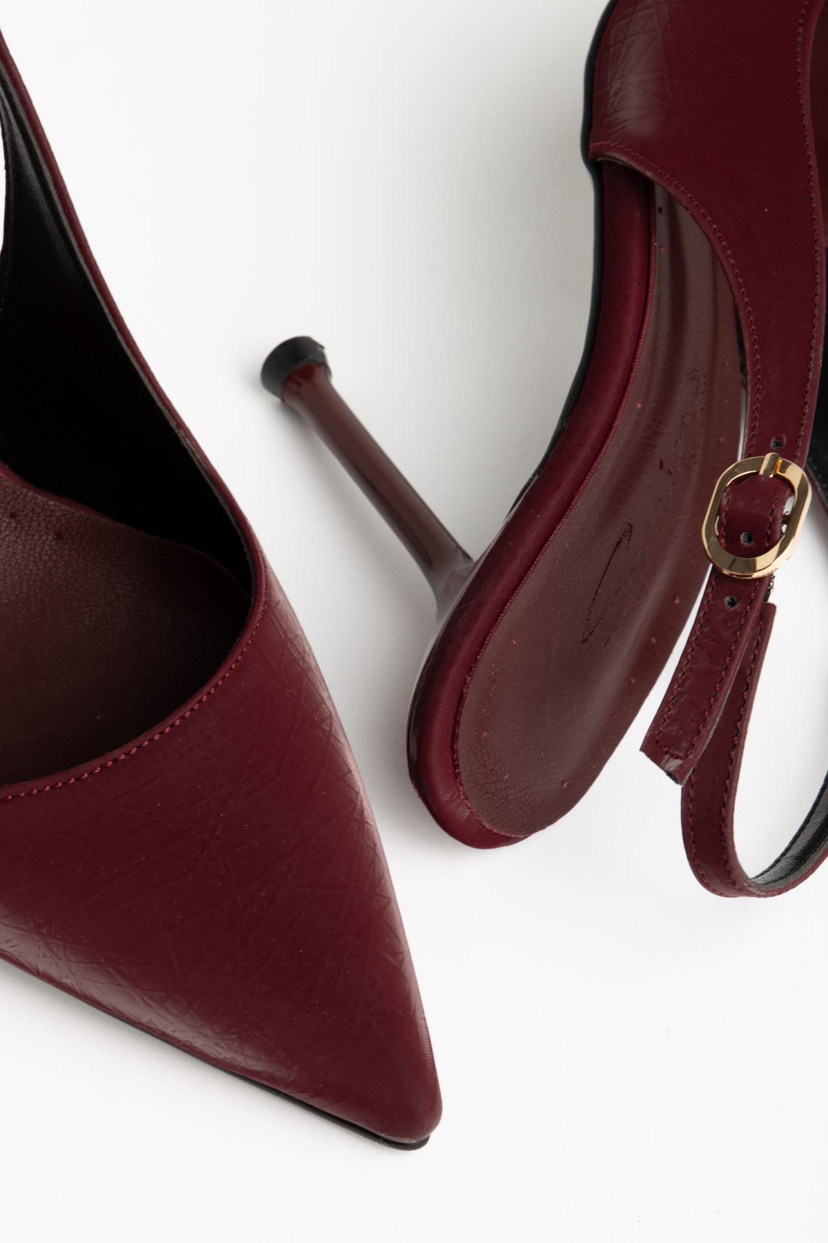 Suins Casira Model Çivi Topuk Çizgi Desenli Kadın Stiletto Ayakkabı