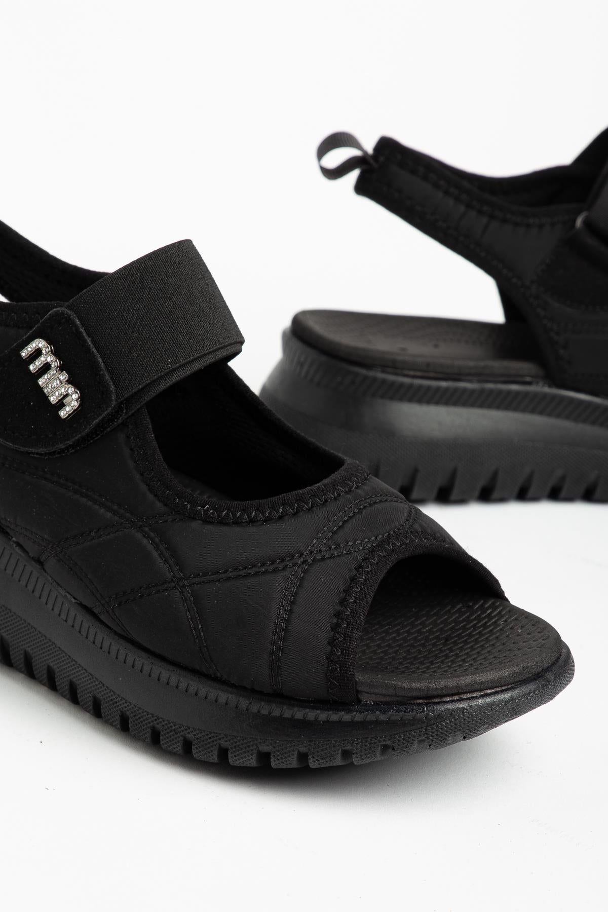 Suins Drea Model Lastik Bantlı Sandalet