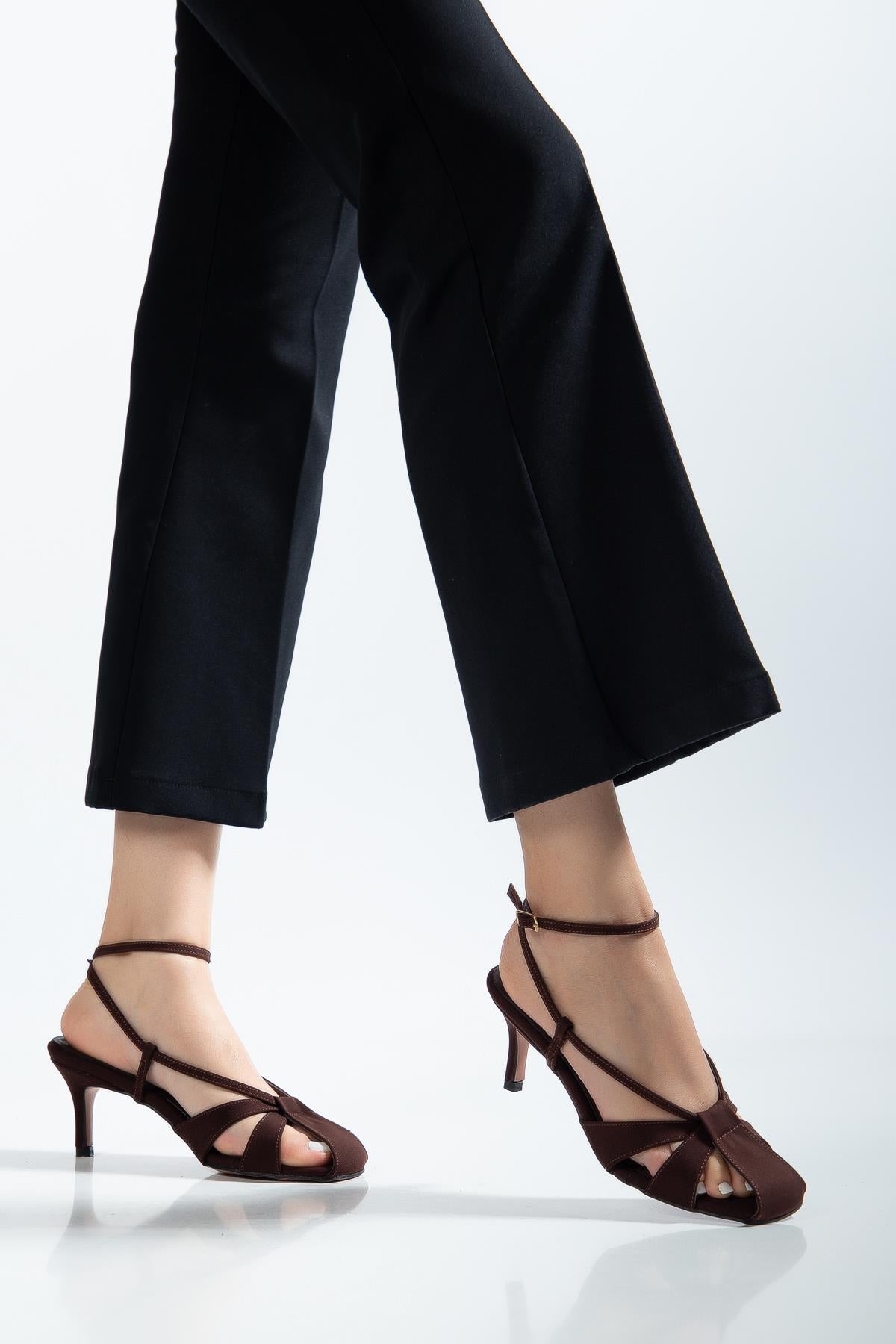 Suins Eliza Model Kadın Bilekten Bağlamalı Stiletto Ayakkabı Ürün ikincil görseli