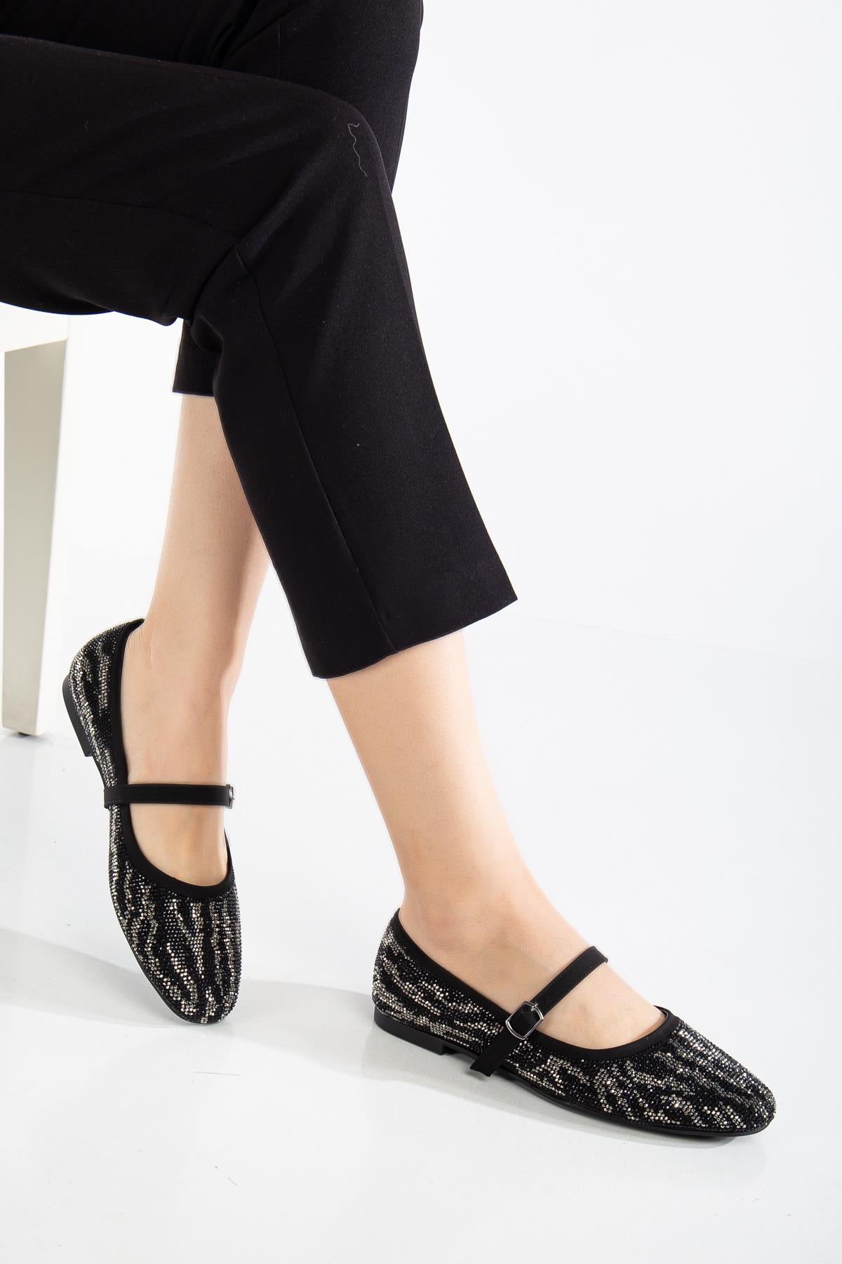 Suins Gesto Taş Kaplamalı Kadın Babet Ayakkabı Ürün ana görseli