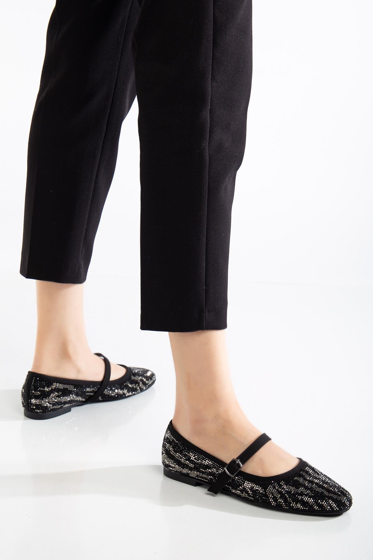 Suins Gesto Taş Kaplamalı Kadın Babet Ayakkabı Ürün ikincil görseli