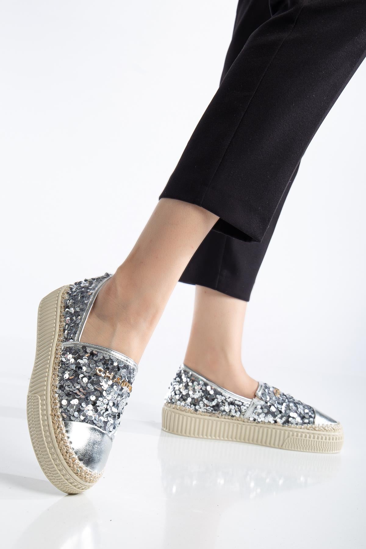 Suins Lepa Model Özel Tasarım Pullu Kadın Spor Ayakkabı Sneaker Ürün ikincil görseli