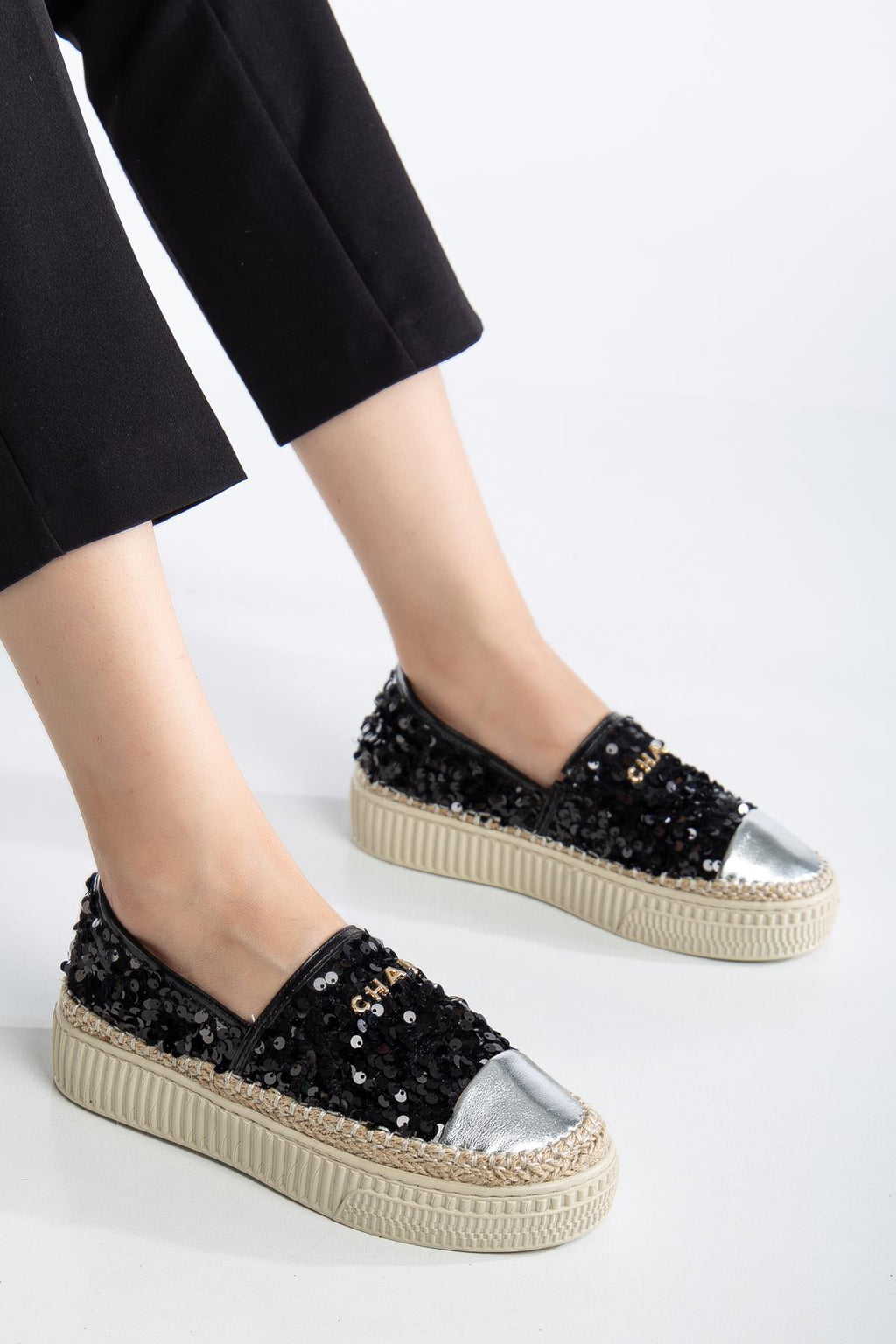 Suins Lepa Model Özel Tasarım Pullu Kadın Spor Ayakkabı Sneaker