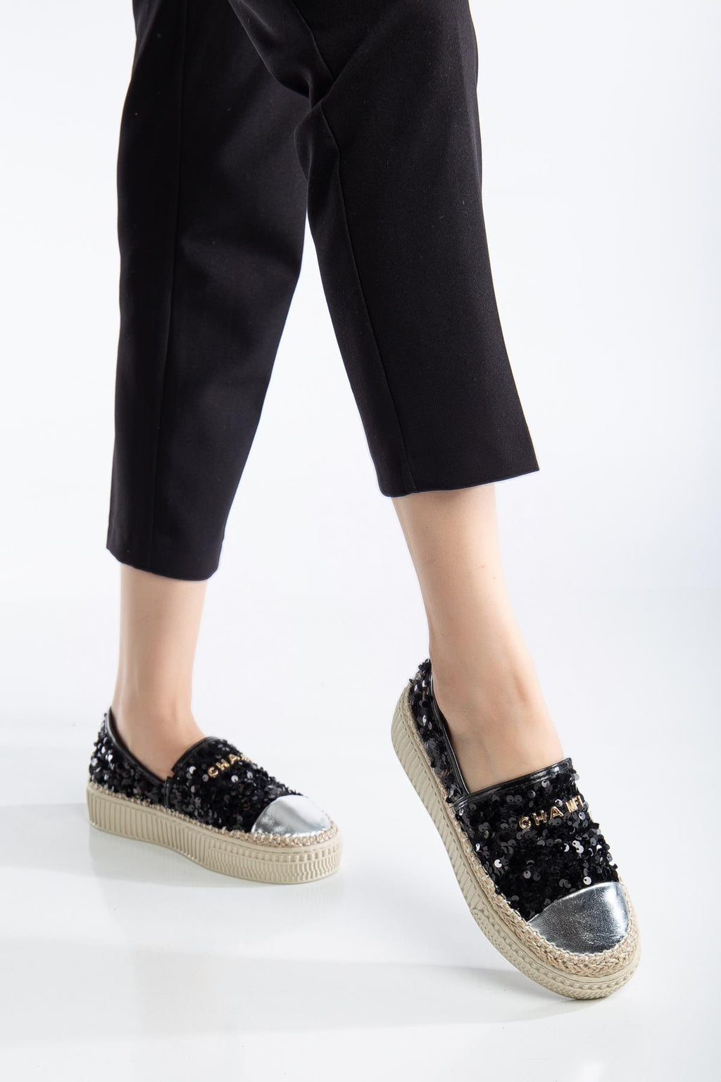 Suins Lepa Model Özel Tasarım Pullu Kadın Spor Ayakkabı Sneaker