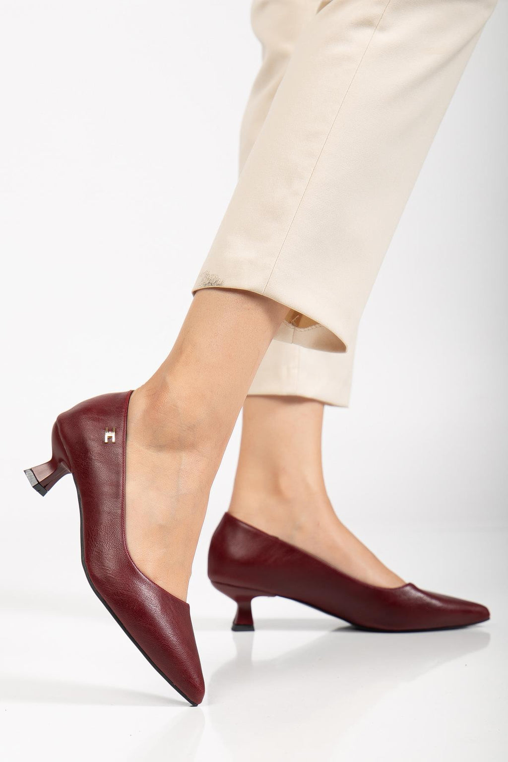 Suins Molina Model Kadın Mini Topuklu Stiletto Ayakkabı