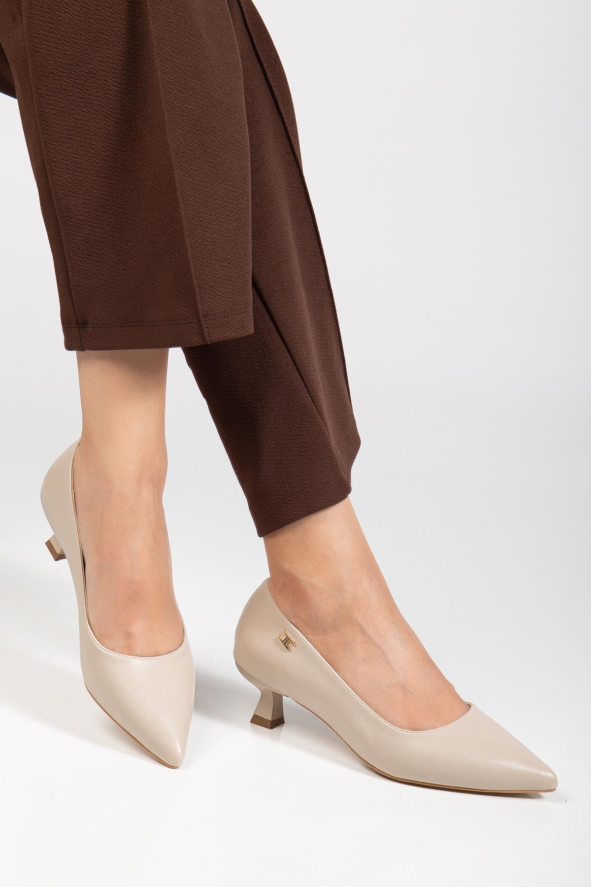 Suins Molina Model Kadın Mini Topuklu Stiletto Ayakkabı