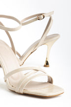 Suins Sanche Model Bilekten Bağlamalı Kadın Topuklu Ayakkabı