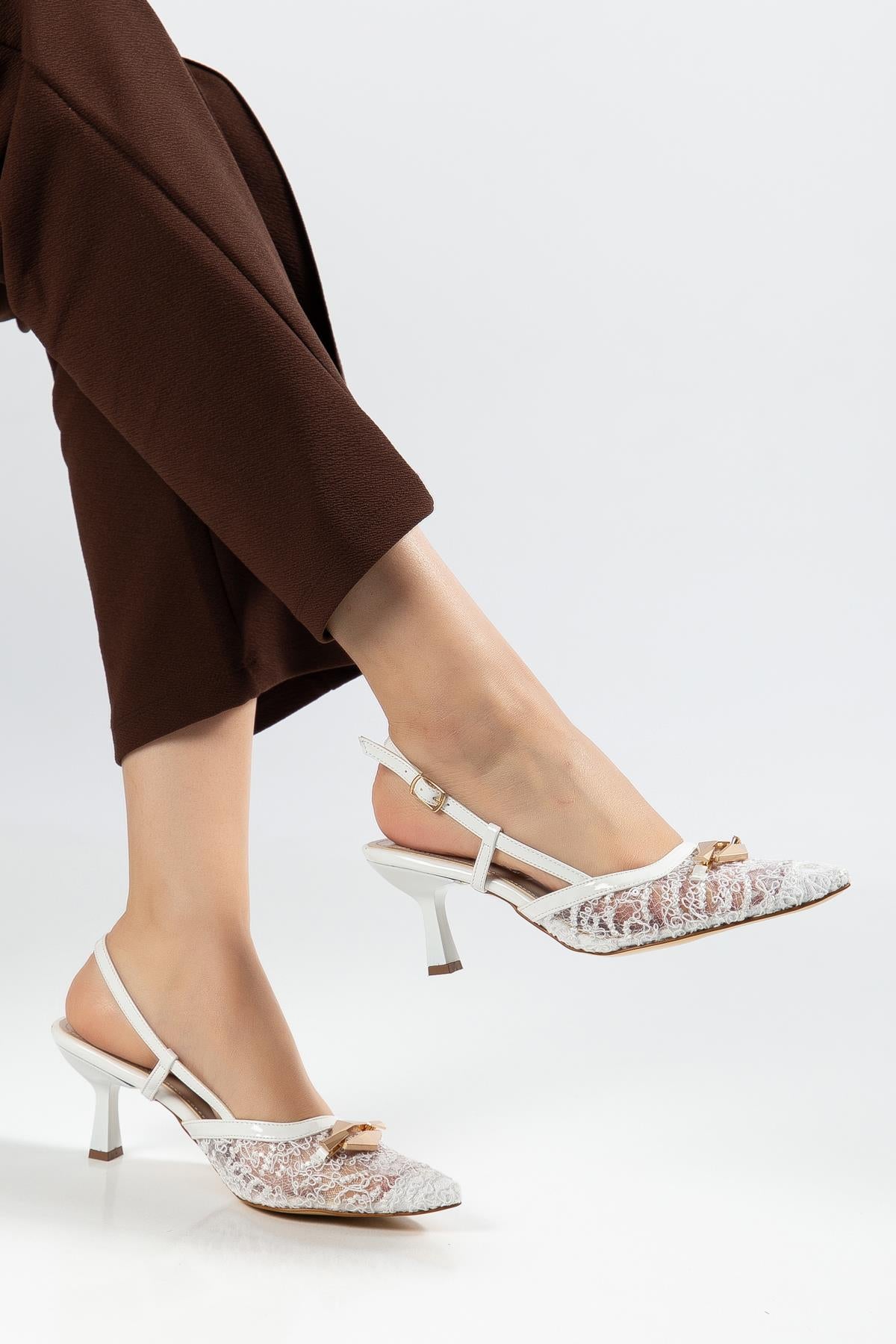 Suins Sion Model Kadın Toka Detaylı Topuklu Abiye Ayakkabı Ürün ana görseli