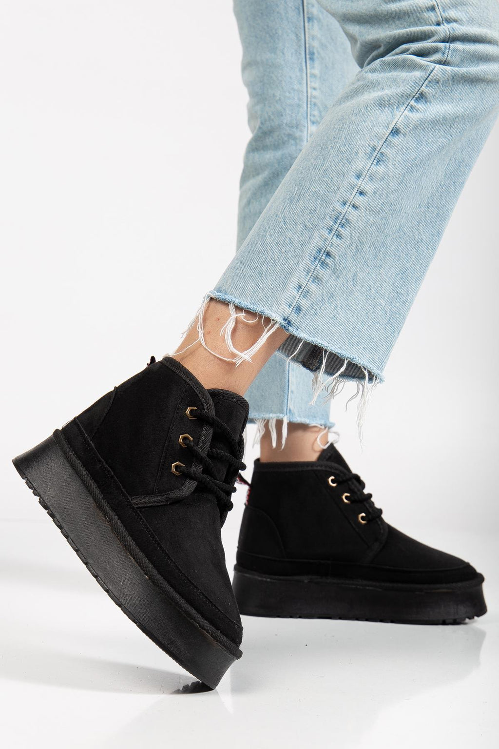 Suins Stein Model İçi Komple Kürklü Bağcıklı Siyah Taba Ten Kadın Bot