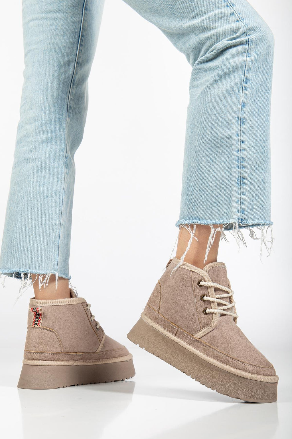 Suins Stein Model İçi Komple Kürklü Bağcıklı Siyah Taba Ten Kadın Bot