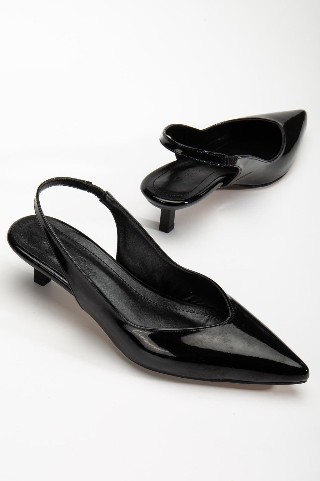 Suins Stephen Model Kadın 4 Cm Kısa Mini Topuklu Rugan Ayakkabı