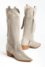 Suins Wazy Model Kadın Delikli Western Yazlık Çizme