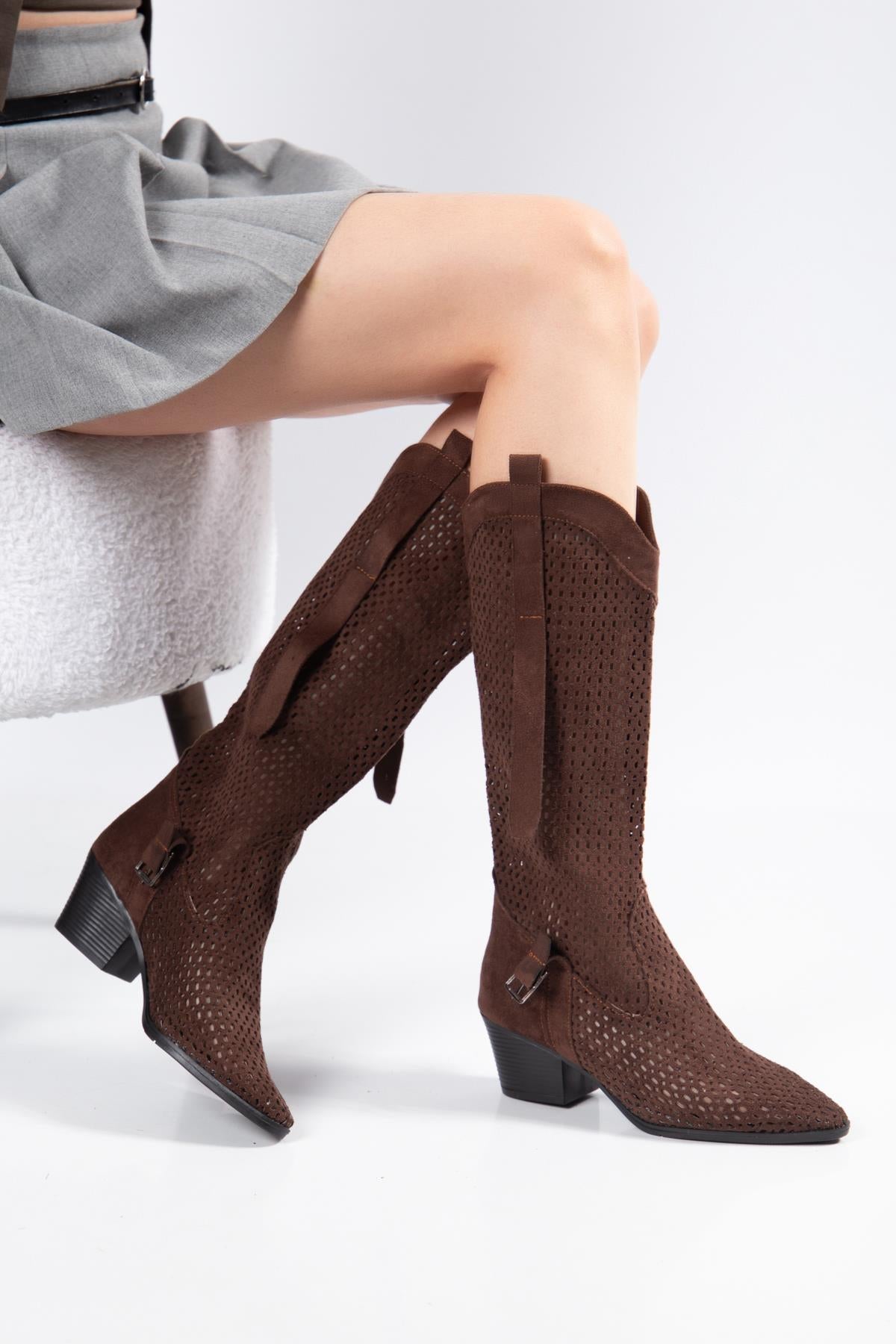 Suins Wazy Model Kadın Delikli Western Yazlık Çizme